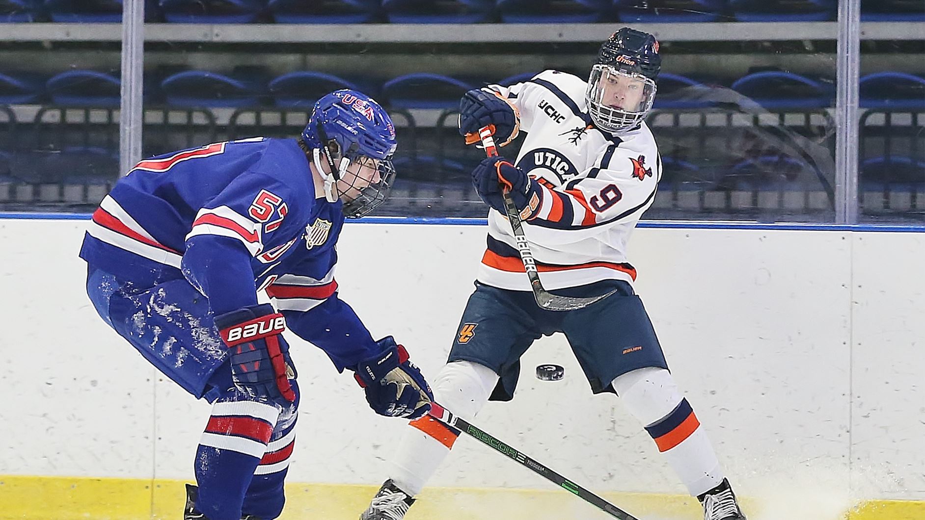 Men's Ice Hockey - Youngstown Phantoms